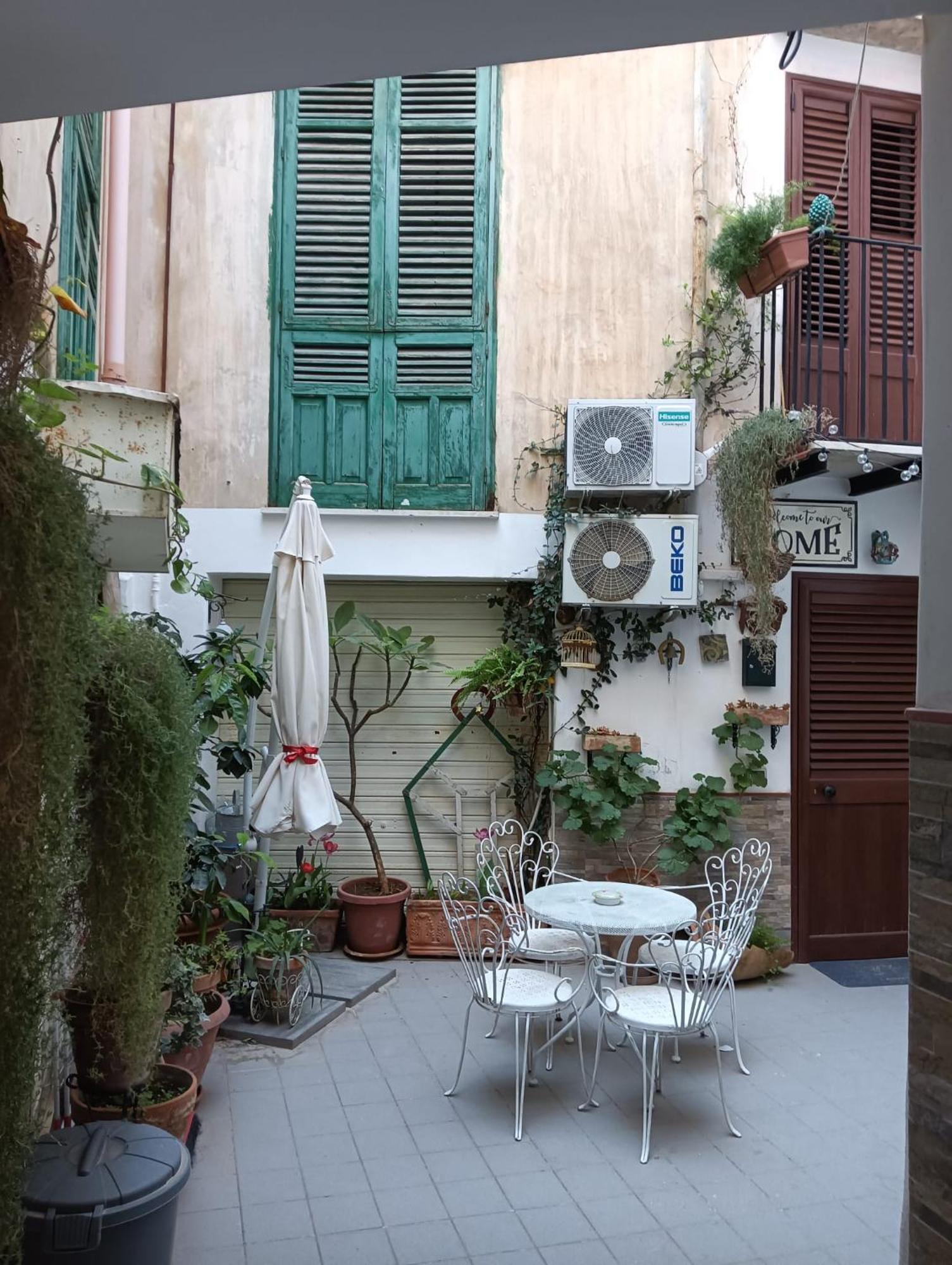 Daria'S Home Apartament Palermo Luaran gambar